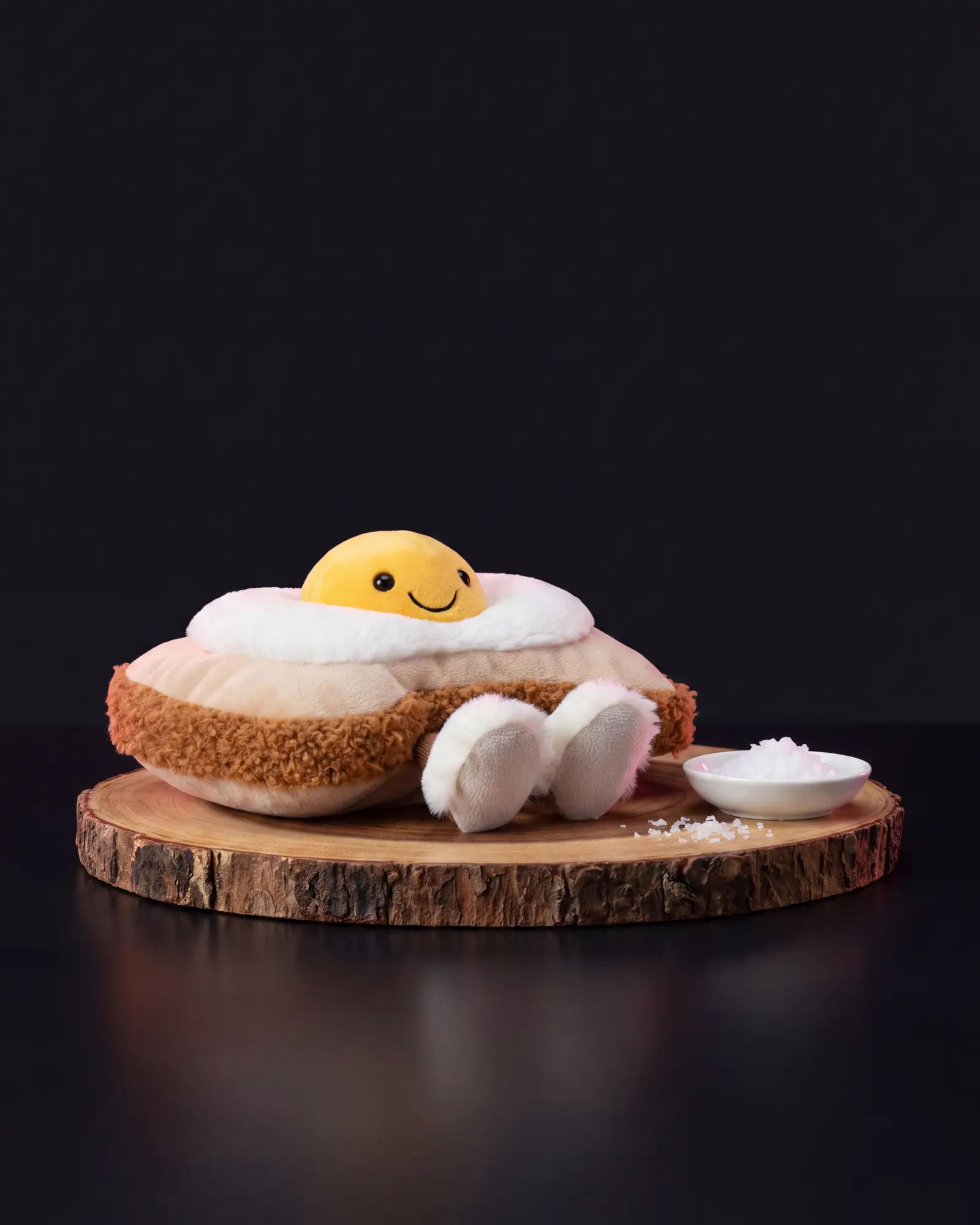 Amuseables Egglantine Egg On Toast, 두 번째 각도.