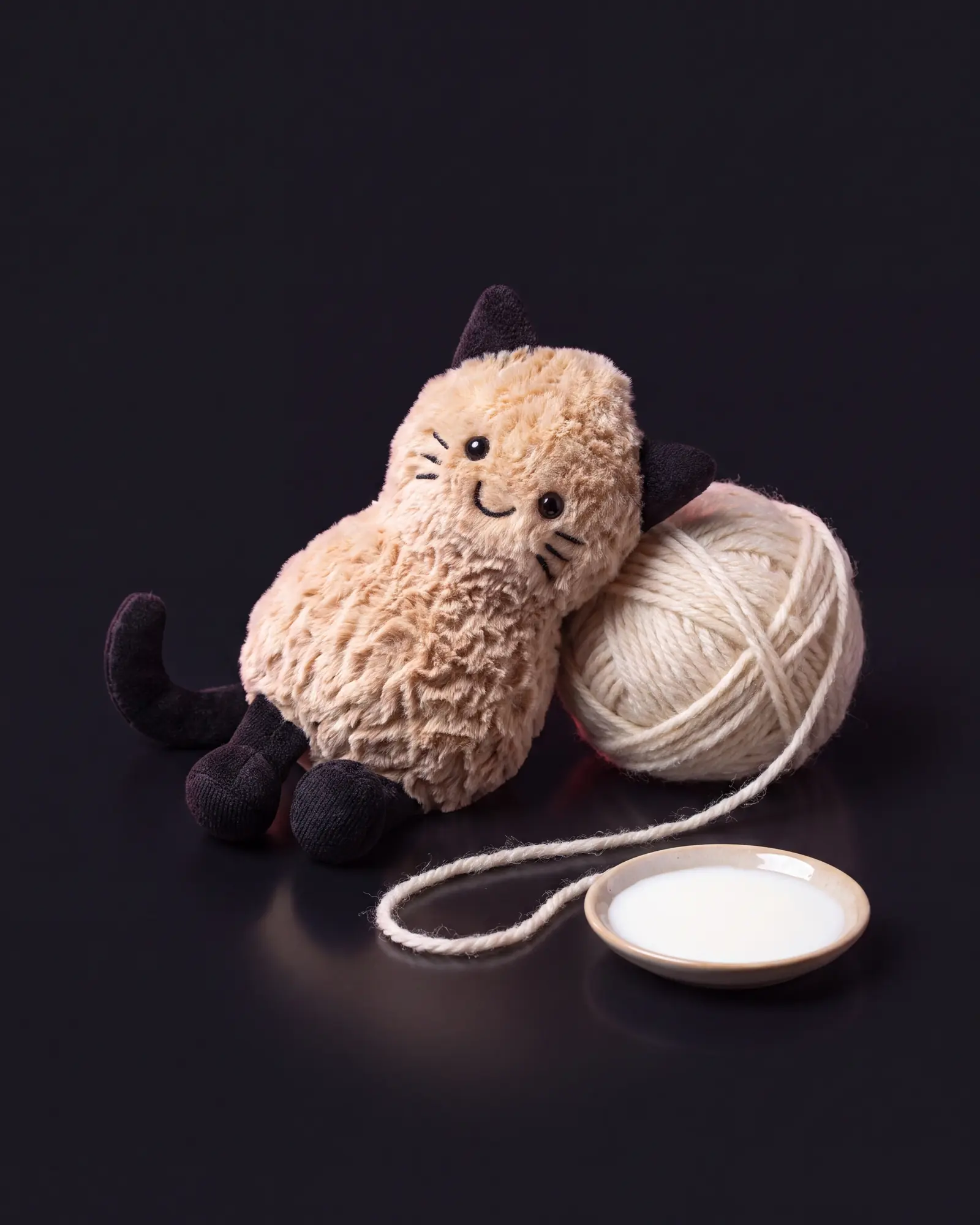 Amuseables Peanut ‘Cat’, 두 번째 각도.