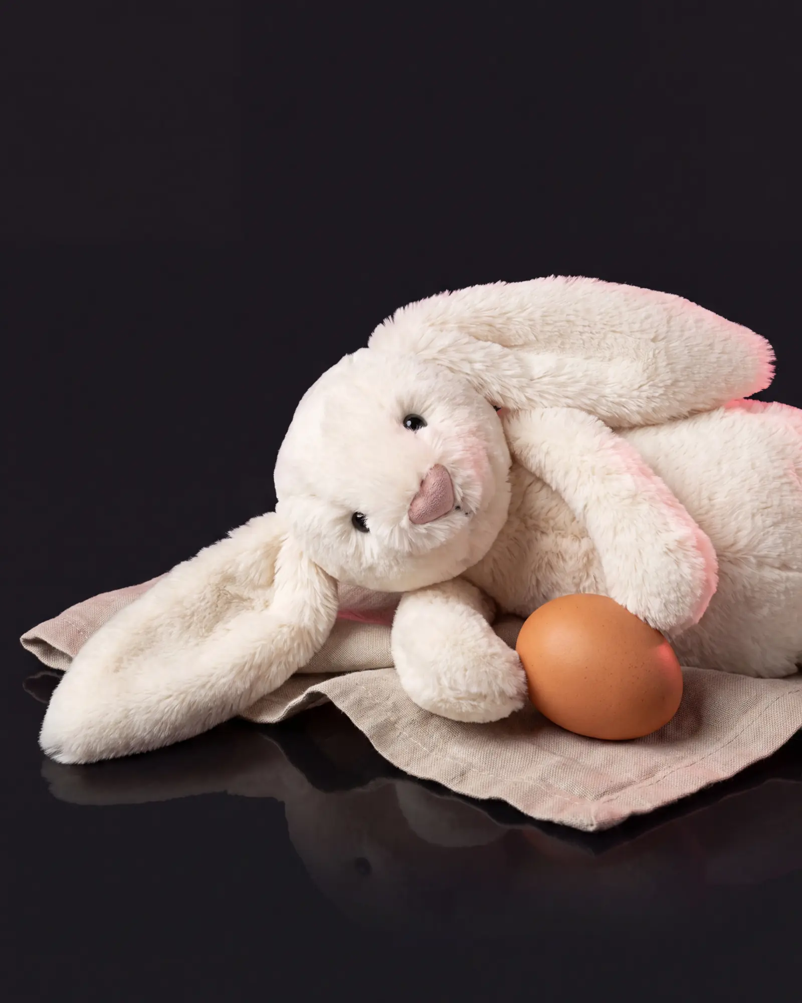 Bashful Cream Bunny, 두 번째 각도.
