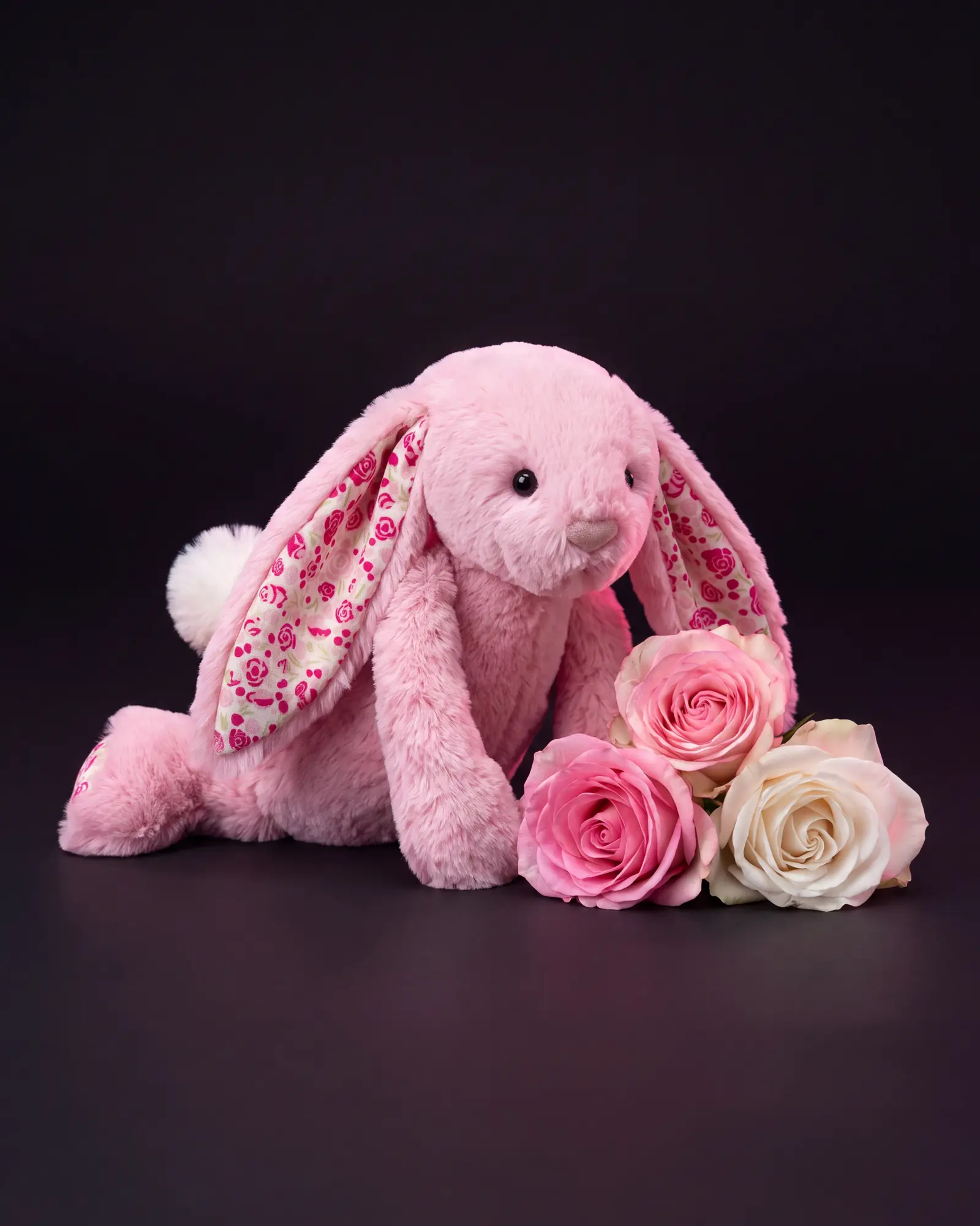 Blushkin Blossom Luxe Bunny, 두 번째 각도.
